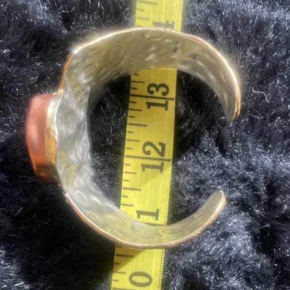 Mixed hammered metal bracelet - Picture 7 of 7